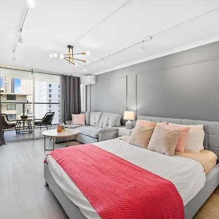 Cozy & Elegant Studio In The Heart Of Waikiki